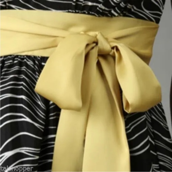 Max & Cleo Geo-Print Yellow Ribbon Tie Front Sun Dress - Picture 3 of 16